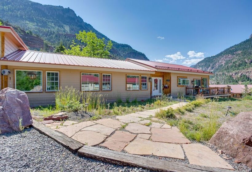 Magnificent Ouray Home W/ Deck & Mountain Views!