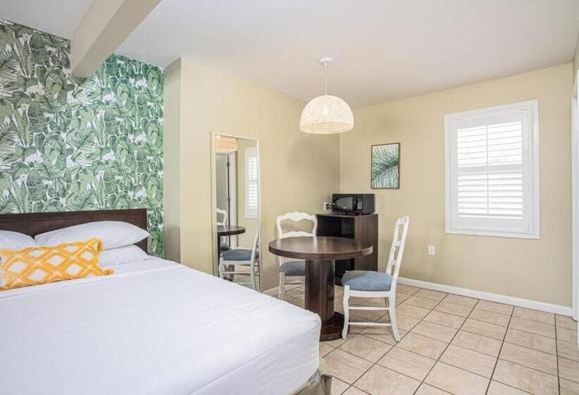 モーテル The Local St. Augustine