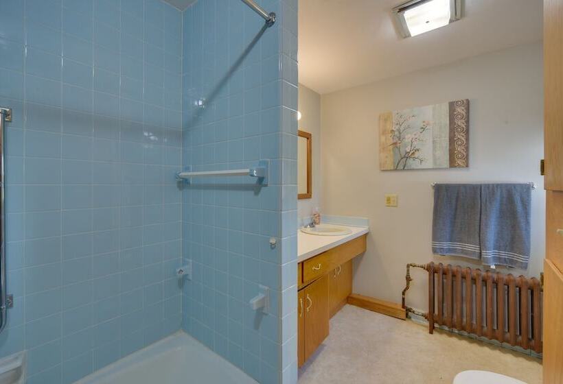 Nature S Paradise: Rustic Retreat In Wisconsin!