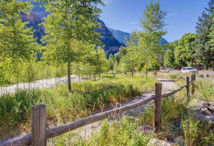 Riverfront Ouray Vacation Home ~ 1 Mi To Downtown!