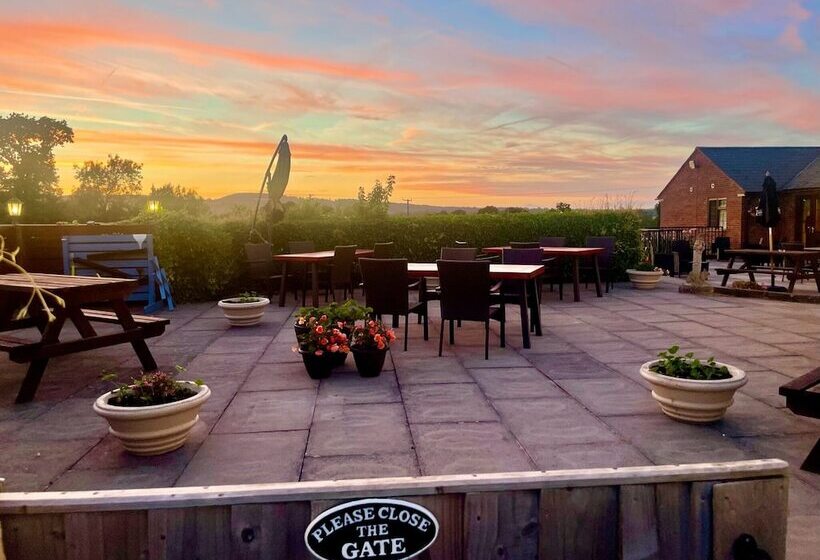 Royal Oak Country Inn And Restaurant