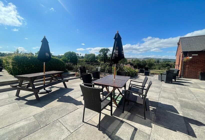 Royal Oak Country Inn And Restaurant