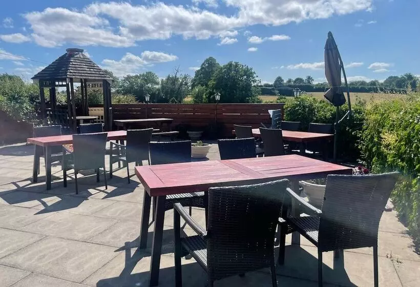 Royal Oak Country Inn And Restaurant