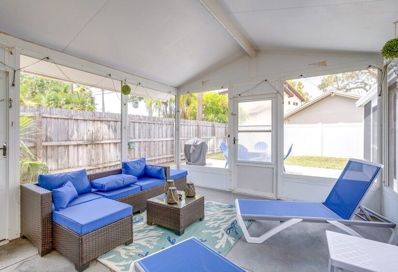 Seminole House W/ 2 Covered Lanais & Gas Grill!