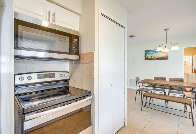 Seminole House W/ 2 Covered Lanais & Gas Grill!