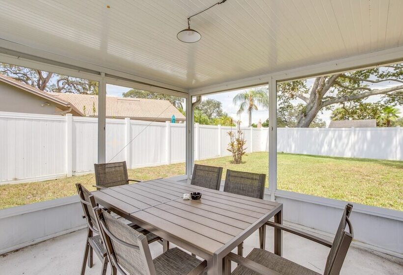 Seminole House W/ 2 Covered Lanais & Gas Grill!