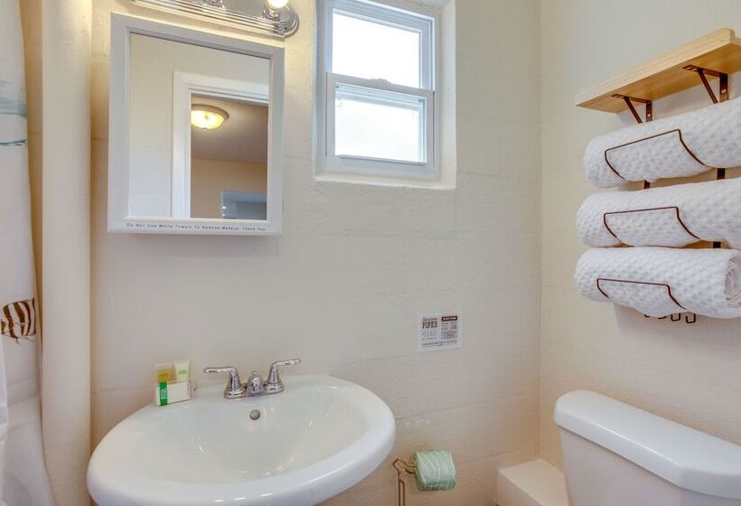 Seminole House W/ 2 Covered Lanais & Gas Grill!