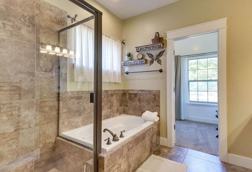 Spacious Utah Retreat W/ Deck, Grill & Fire Pit!