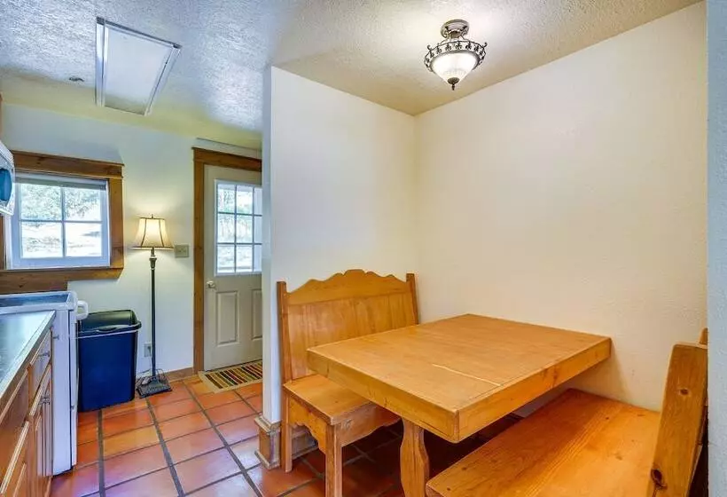 Colorado Cabin Near Monument Lake!