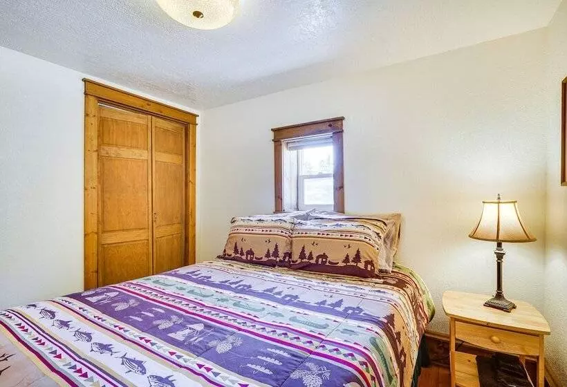 Colorado Cabin Near Monument Lake!