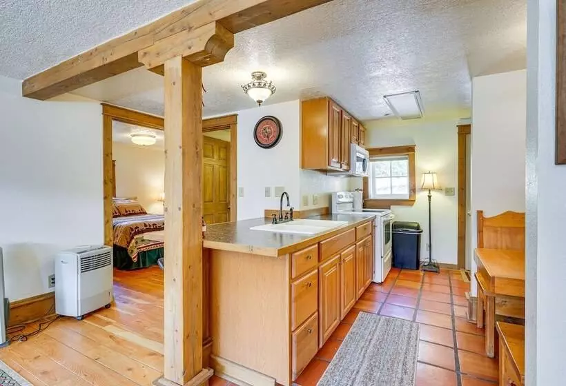 Colorado Cabin Near Monument Lake!