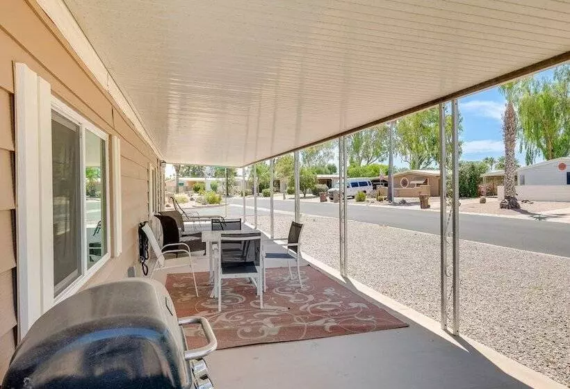 Sun Lakes Vacation Rental: Bbq Grill & Pool Access