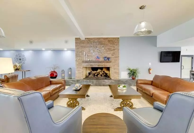 Sun Lakes Vacation Rental: Bbq Grill & Pool Access