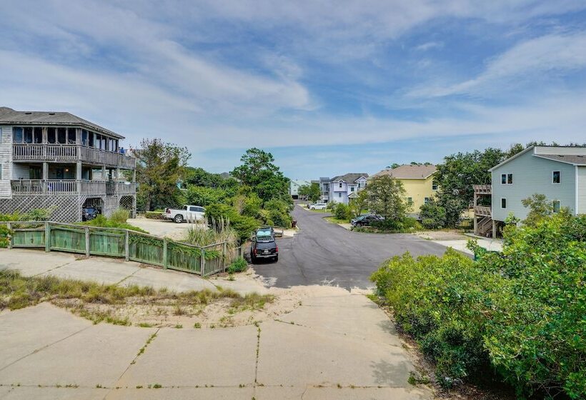 Sunny Corolla Home: Walk To Beach!