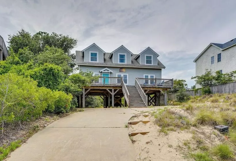 Sunny Corolla Home: Walk To Beach!