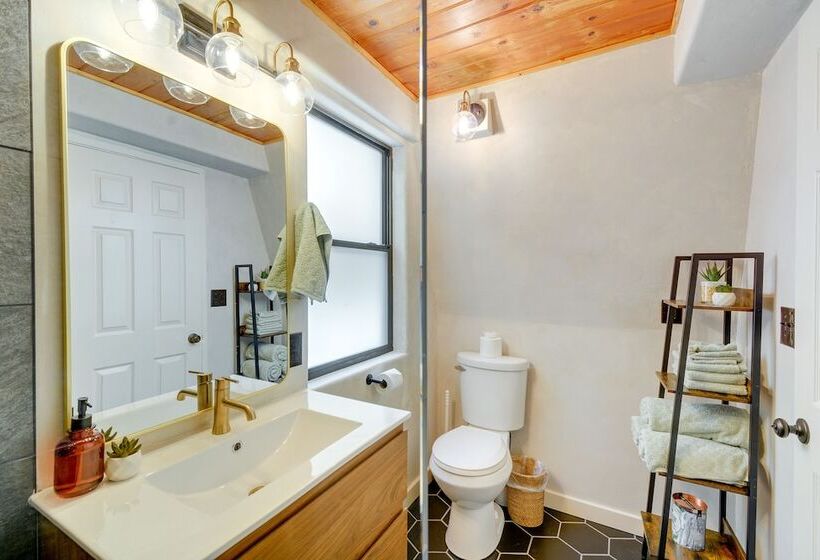 Near Prescott Nat L Forest:  The Hygge Hideaway