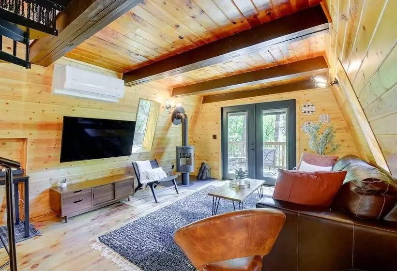 Near Prescott Nat L Forest:  The Hygge Hideaway
