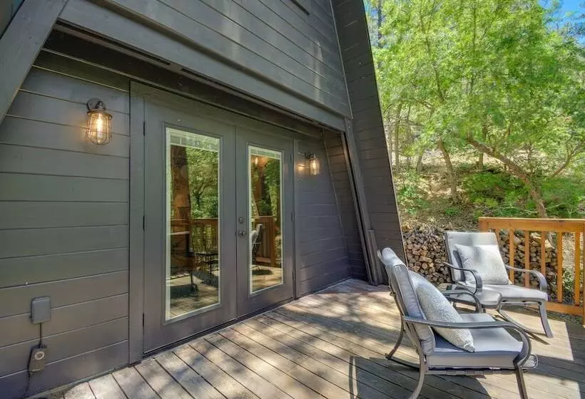 Near Prescott Nat L Forest:  The Hygge Hideaway