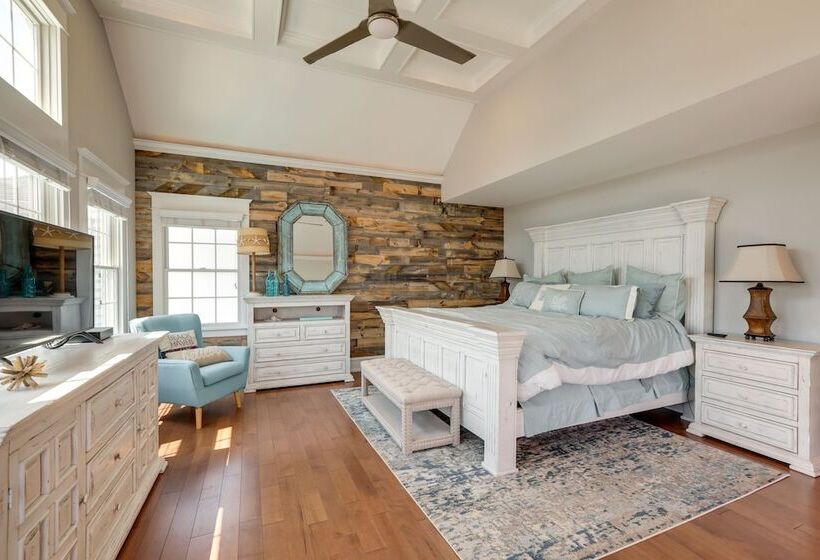 Waterfront Ocean City Escape W/ Large Deck, Pool!