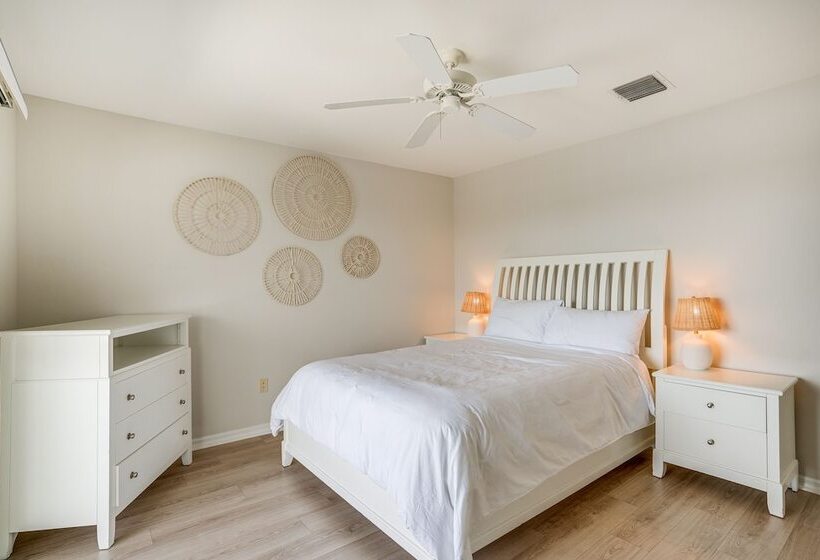 Waterfront Retreat W/ Pool On Caloosahatchee River