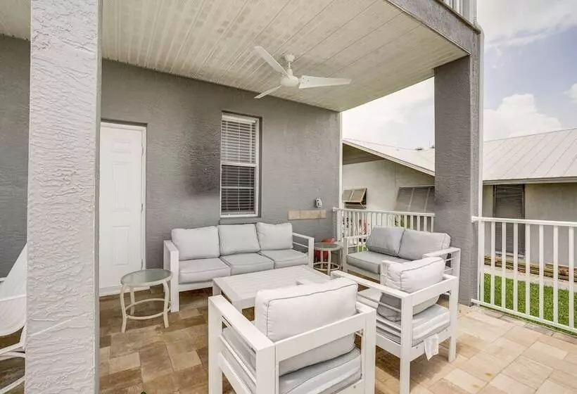 Waterfront Retreat W/ Pool On Caloosahatchee River