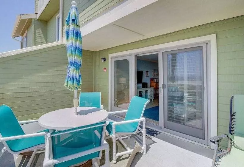 11d Mariners Walk By Avantstay Oceanfront Living Amazing Views! Communal Pool