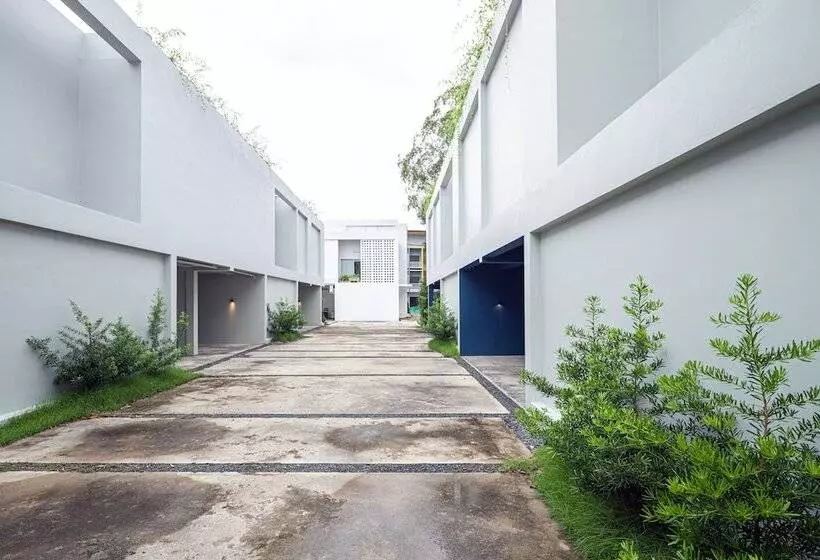 Retkeilymaja Innlux Phuket