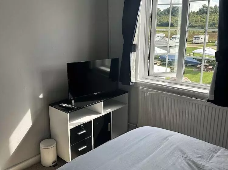 ベッドアンドブレックファースト The Fish And Anchor Inn