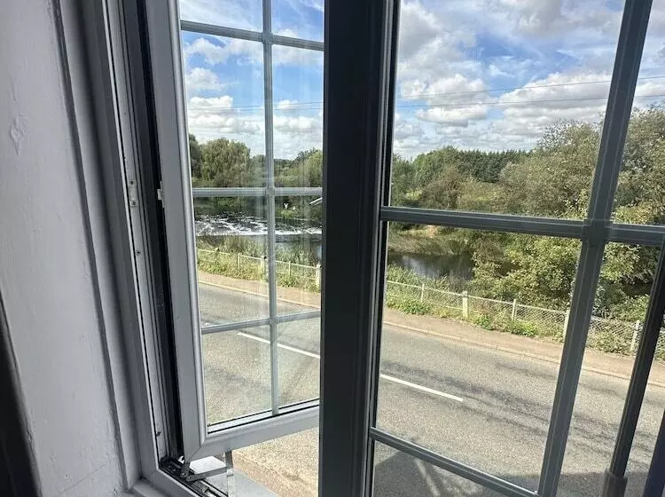 ベッドアンドブレックファースト The Fish And Anchor Inn