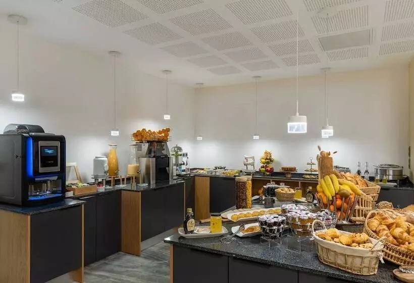 Brit Hotel Privilège Paris Rosny Sous Bois