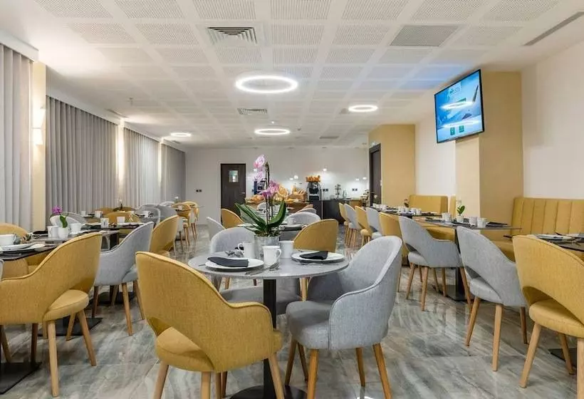 Brit Hotel Privilège Paris Rosny Sous Bois