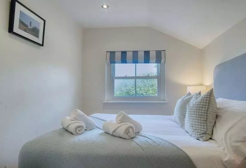 Dollars Cottage   4 Bed   Llangennith