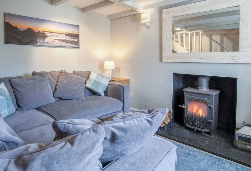 Dollars Cottage   4 Bed   Llangennith