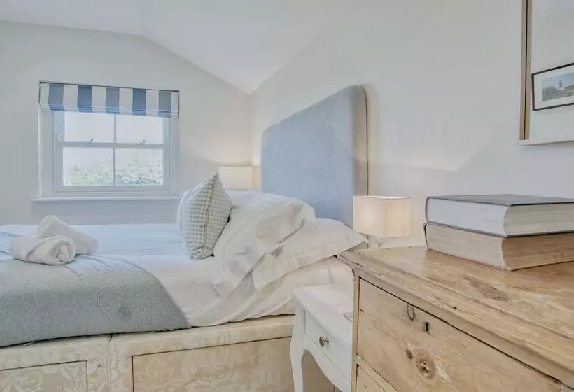 Dollars Cottage   4 Bed   Llangennith