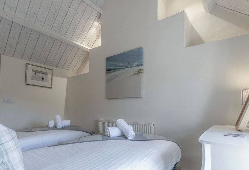 Dollars Cottage   4 Bed   Llangennith