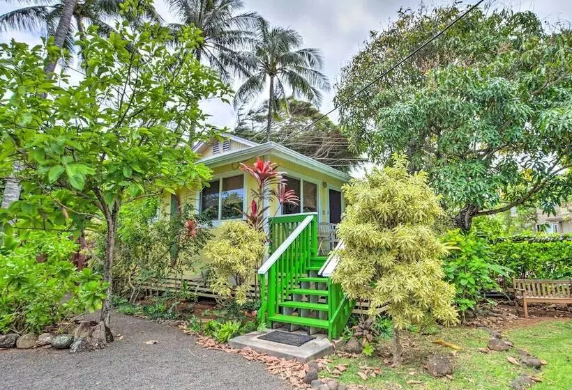 Hale Iki  Kapa A Cottage   1 Block To Beach!