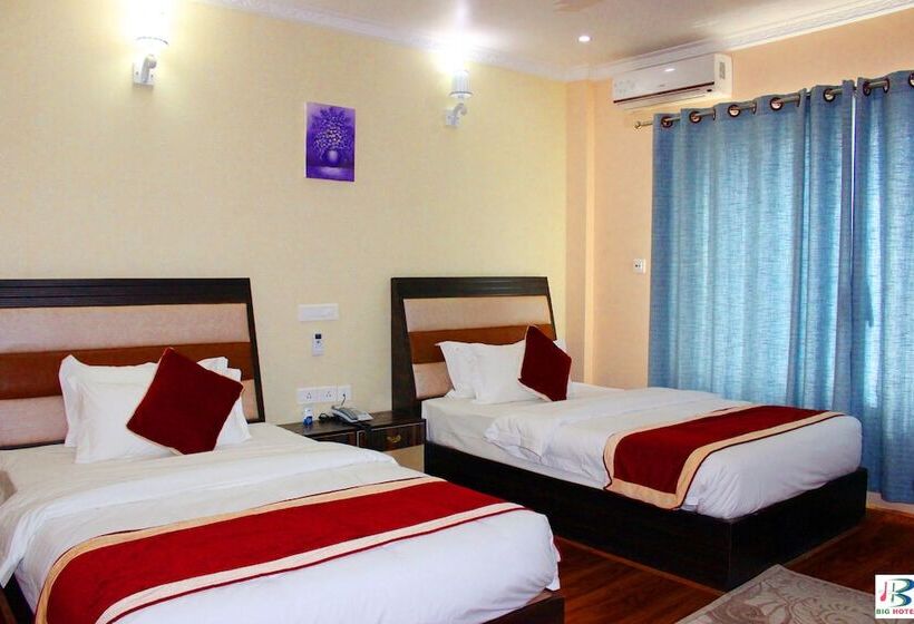 هتل Big