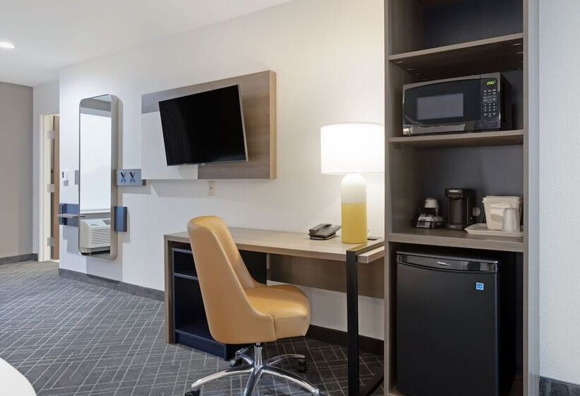 ホテル Comfort Inn & Suites Us 60