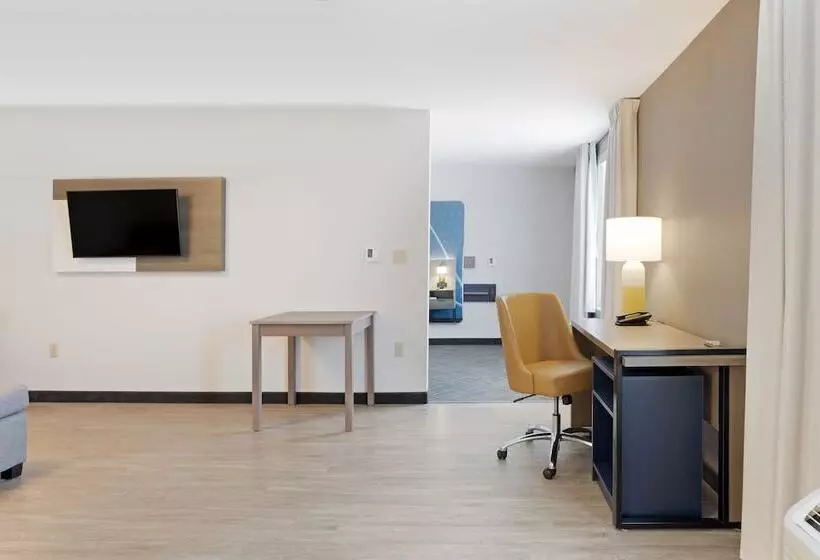 Hotelli Comfort Inn & Suites Us 60