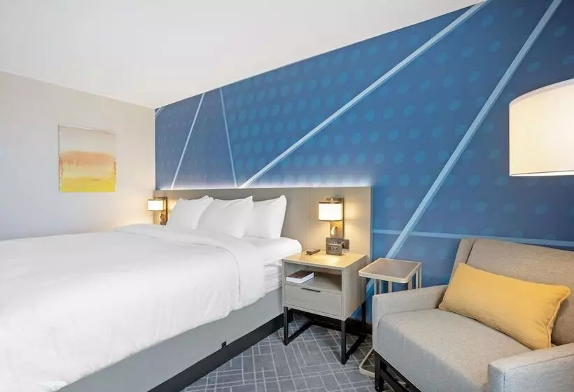 Hotelli Comfort Inn & Suites Us 60