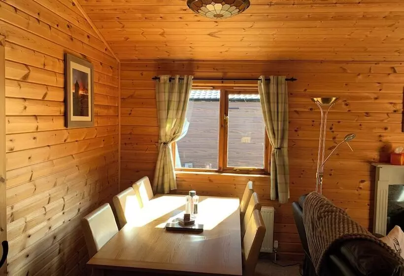 ホテル Immaculate 3 Bed Lodge In Hawick