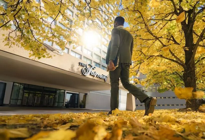 ホテル The Fairmont Winnipeg Gold Experience