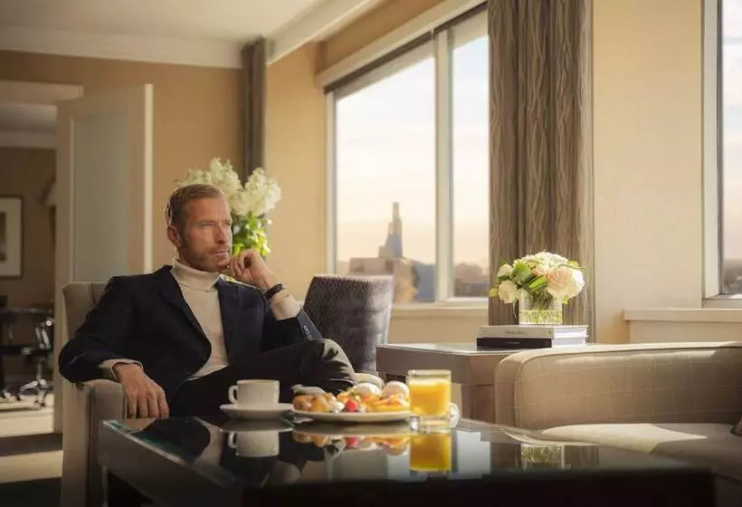 ホテル The Fairmont Winnipeg Gold Experience