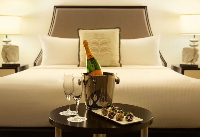 هتل The Fairmont Winnipeg Gold Experience