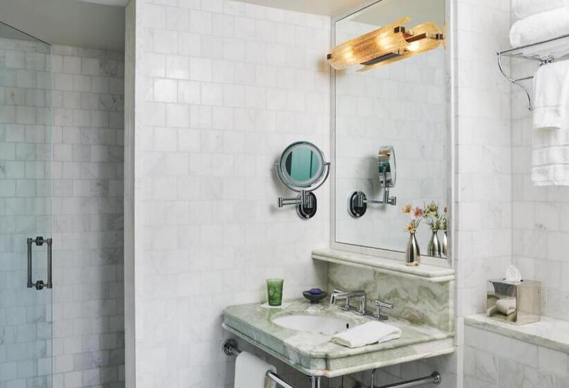 The Fifth Avenue Hotel