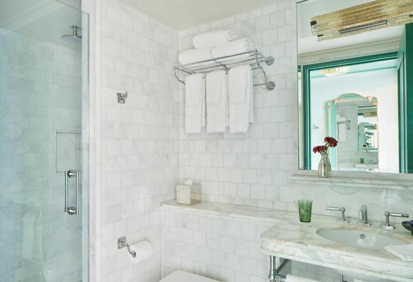 The Fifth Avenue Hotel