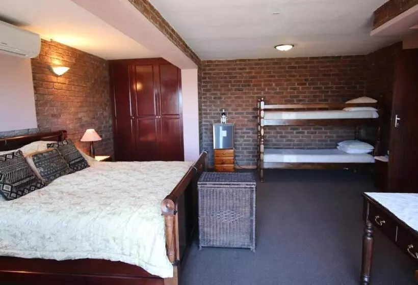 Hotelli Tsitsikamma On Sea Resort