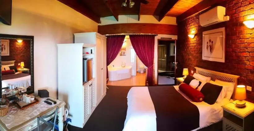 Hotelli Tsitsikamma On Sea Resort