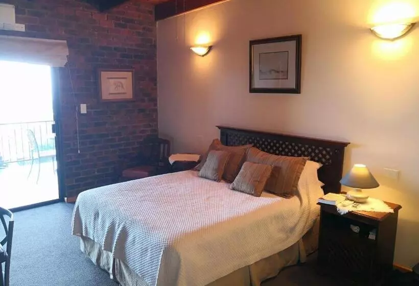 Hotelli Tsitsikamma On Sea Resort