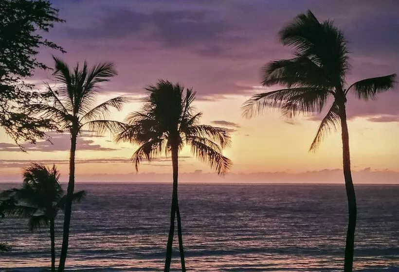 Luxury Hawaii Getaway: Close To Beach & Ocean